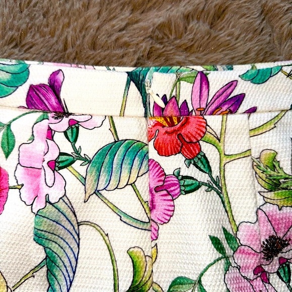 Ann Taylor Floral Skirt - Picture 3 of 5